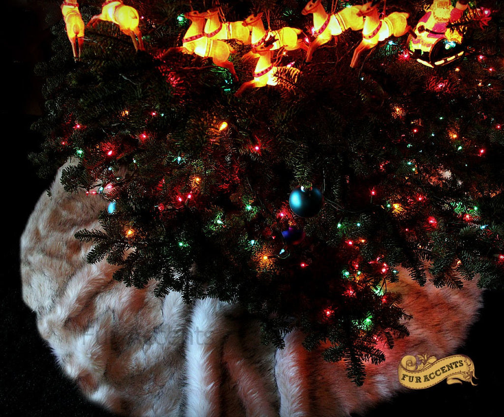 Classic Faux Fur Christmas Tree Skirt - Shaggy Shag Faux  Sheepskin Round  - Creamy Off White with Black or Brown Tips by Fur Accents - USA