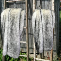 Plush  Faux Fur Throw Blanket, Soft Black Tip Huskie - Arctic Wolf - Bedspread - Luxury Fur - Minky Cuddle Fur Lining Fur Accents USA