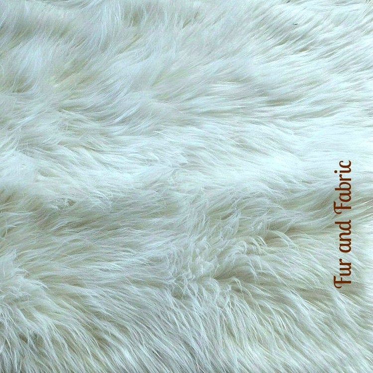 Faux Fur Christmas Tree Garland, Fireplace Mantle Decor, Shaggy White - Strand - Ornament - Tree Trim - Decoration - 1"-2" Fur Accents-USA