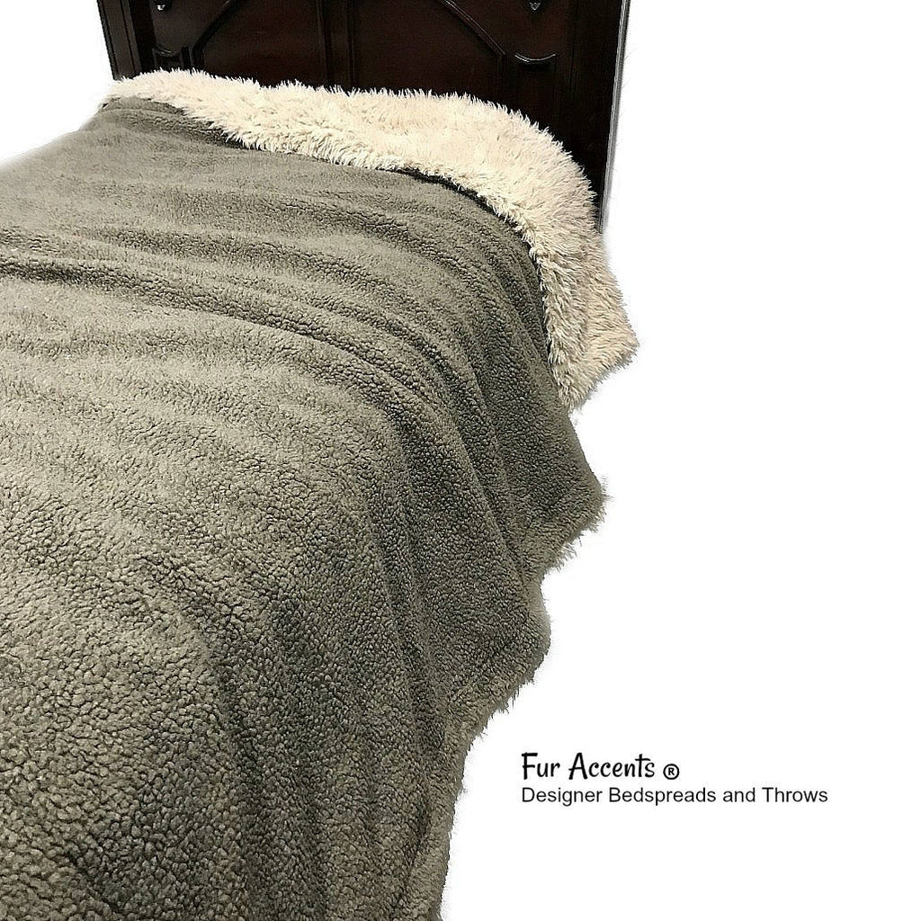 Plush Faux Fur Throw Blanket - Bedspread - Reversible - Luxury Sherpa Fur with Soft Fleece Cuddle Fur Lining - Fur Accents - USA